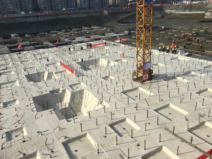 Karstumizturīga HDPE hidroizolācijas membrāna
