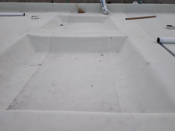 Heat Resistant HDPE Waterproofing Membrane With Convenient Construction
